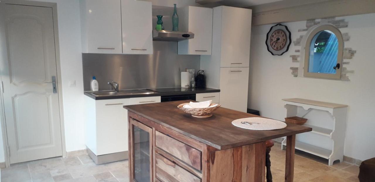 Logement Independant Au Calme Proche Toutes Commodites Et Transports Le Cannet Exterior foto